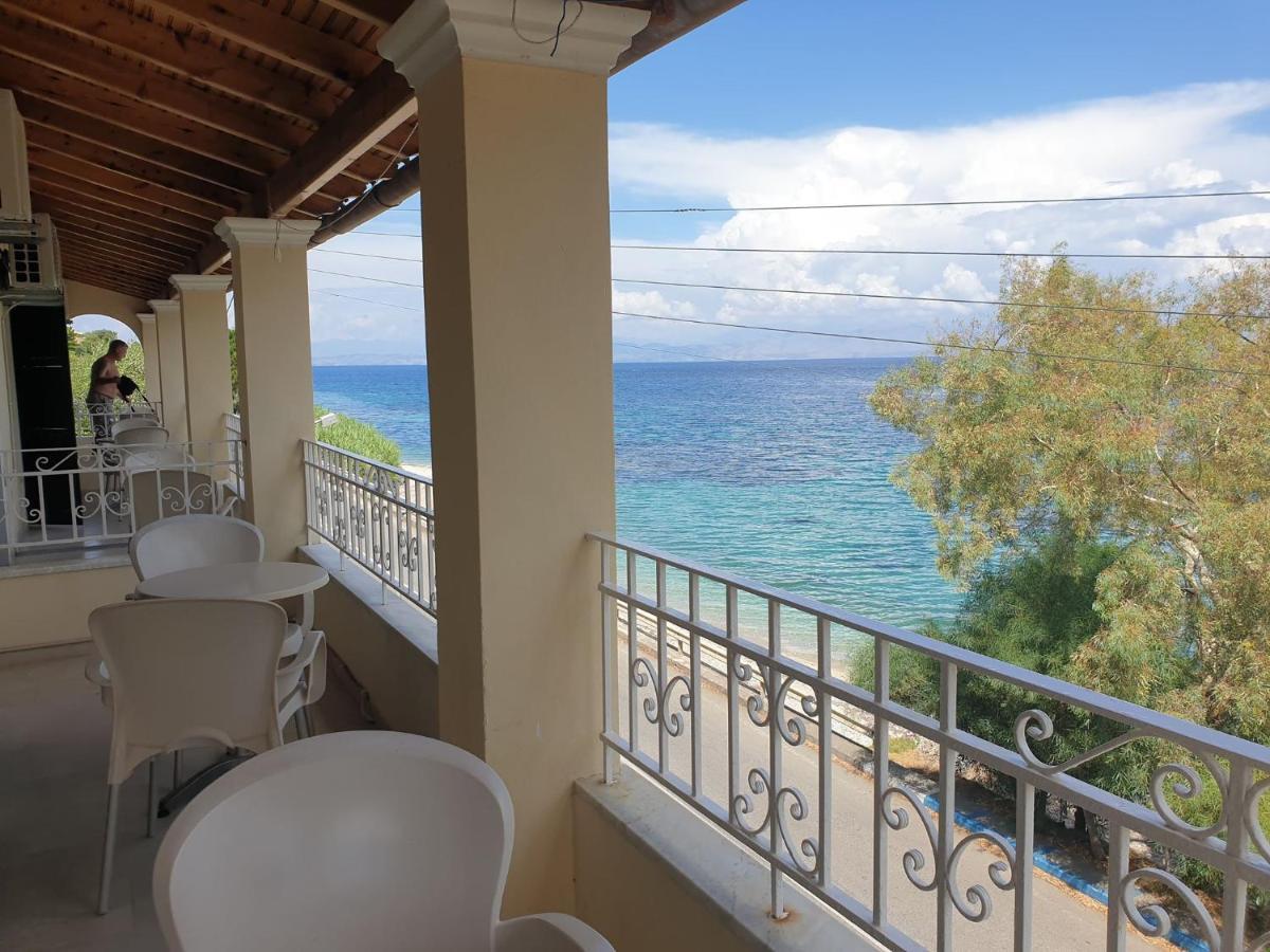 Ionian Mare Aparthotel Ájosz Joánisz Periszterón Kültér fotó