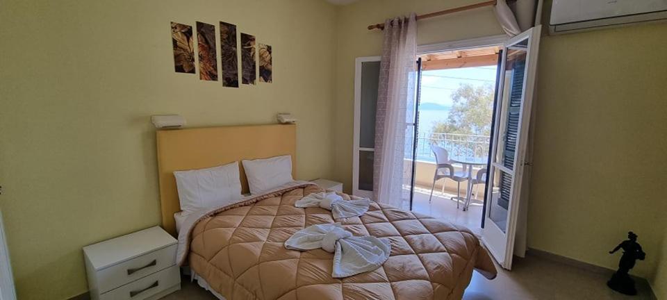 Ionian Mare Aparthotel Ájosz Joánisz Periszterón Kültér fotó