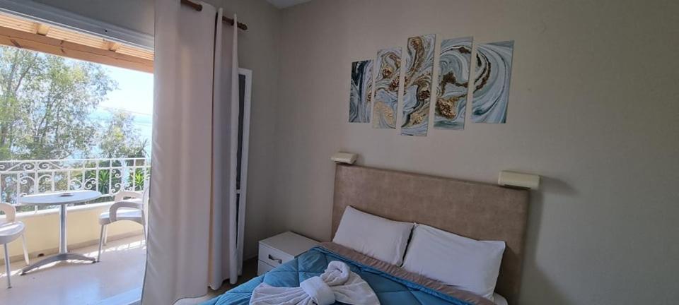 Ionian Mare Aparthotel Ájosz Joánisz Periszterón Kültér fotó