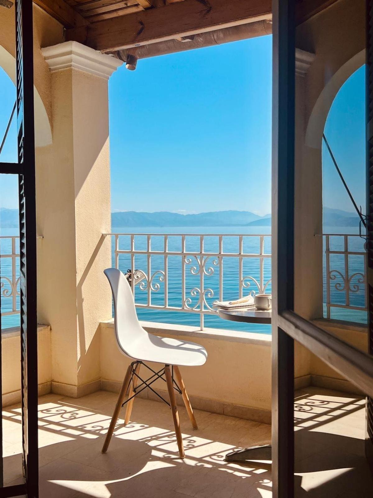 Ionian Mare Aparthotel Ájosz Joánisz Periszterón Kültér fotó